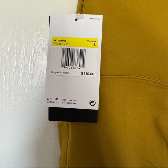 Nike Universa High-Waisted 7/8 Leggings with Pockets - Picture 3 of 5